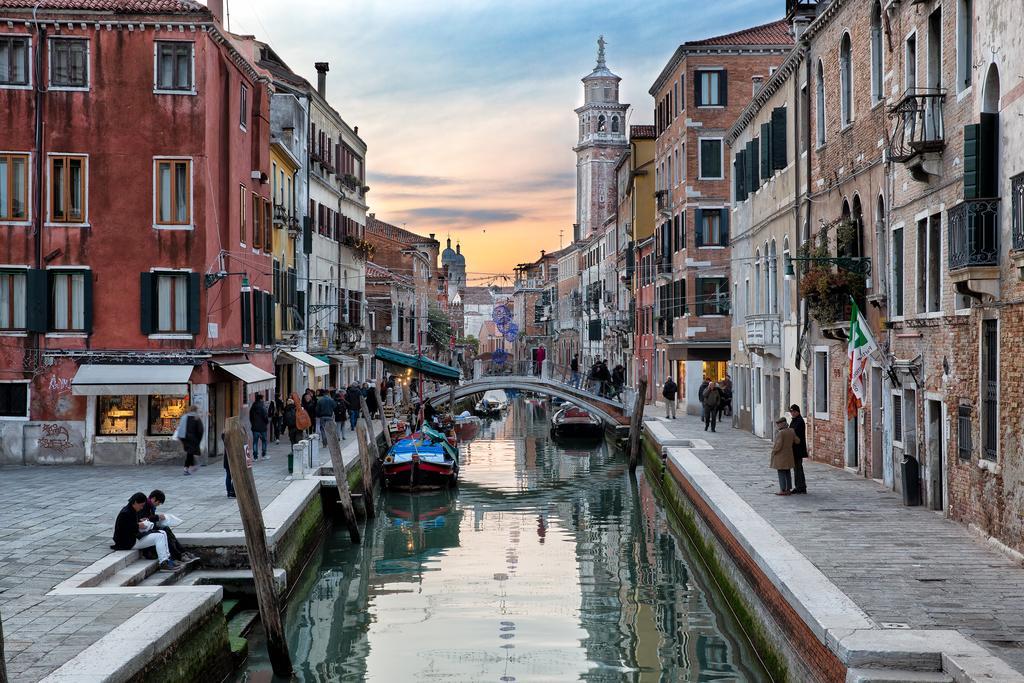 Appartamento Mioni Venesia Bagian luar foto